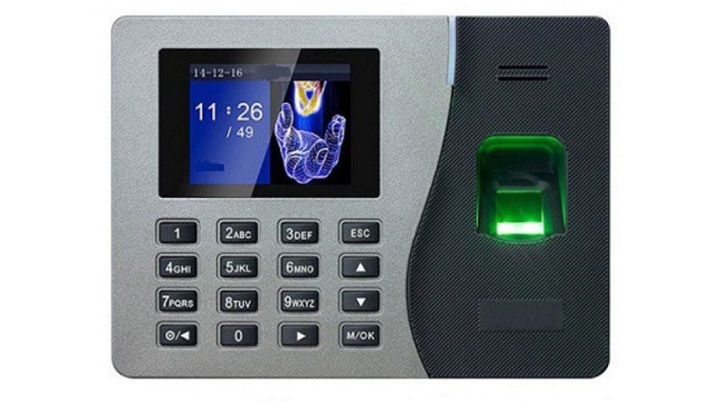 Thủ tục khai báo hải quan nhập khẩu máy chấm công