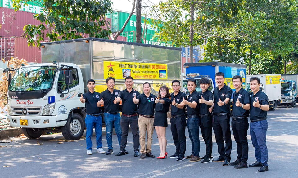 vận chuyển hàng đường bộ