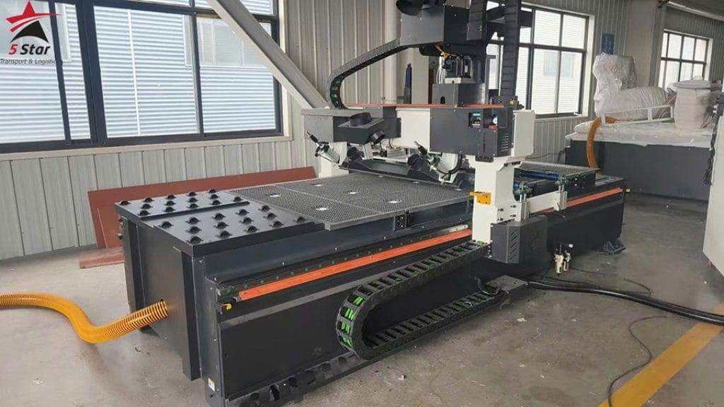Vận Chuyển Máy CNC Bằng Đường Bộ Trọn Gói Năm 2026 1 Vận chuyển máy CNC
