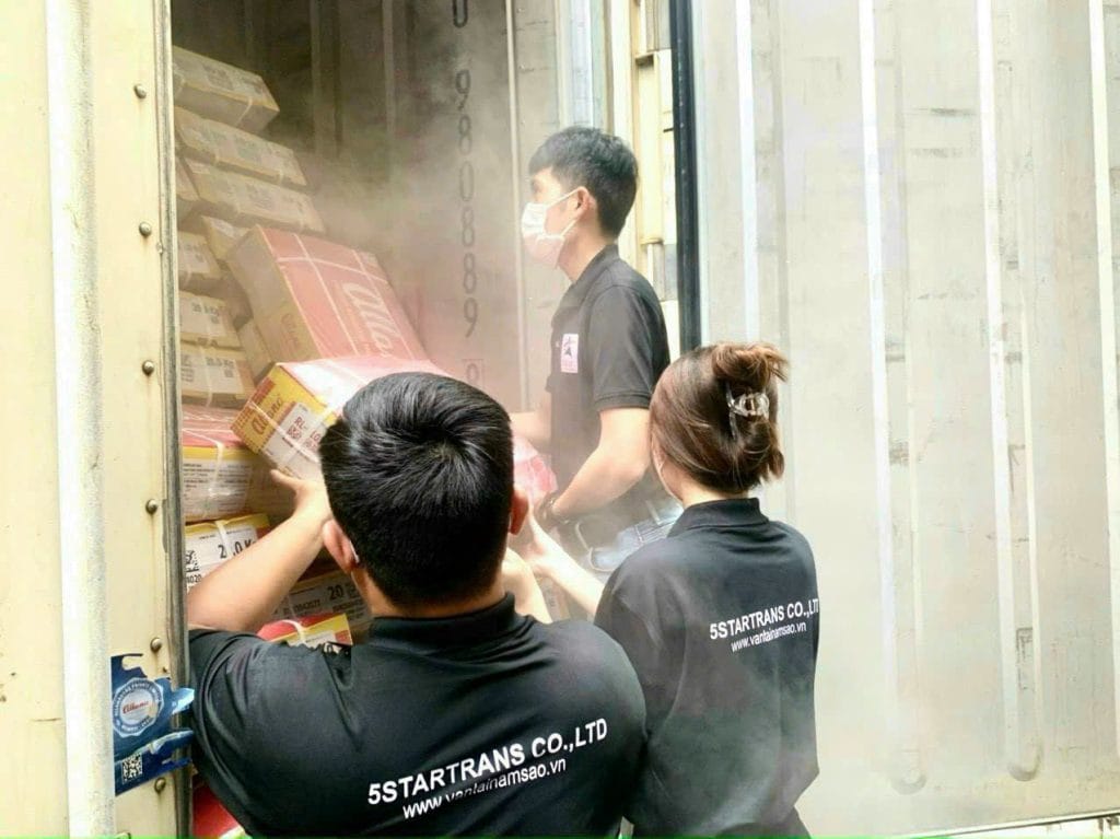 Dịch Vụ Khai Báo Hải Quan Trọn Gói 2026 | Giải Pháp Thông Quan Tiết kiệm 11 5Startrans hoàn thành thủ tục khai báo hải quan hàng thịt bò đông lạnh