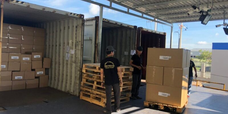 Dịch Vụ Khai Báo Hải Quan Nhập Khẩu Balo